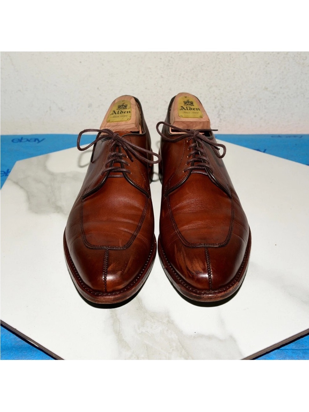 Allen Edmonds Brown split-toe derby